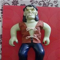 MOSTRO TIPO FRANKENSTEIN TALKING 