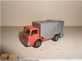 REFUSE TRUCK SERIES N.7 MATCHBOX MADE IN ENGLAND
