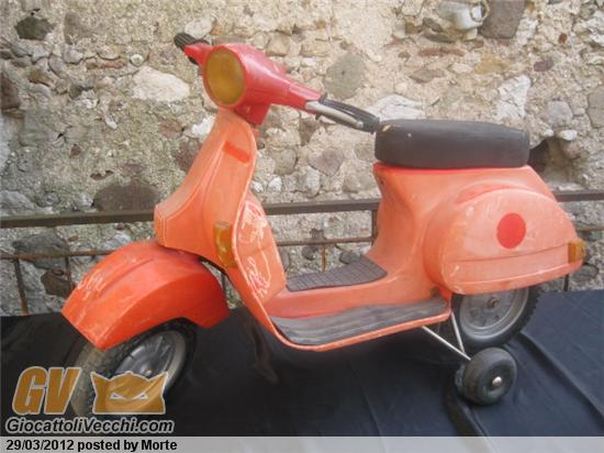 vespa elettrica peg perego