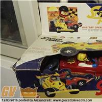MACCHINA DA CORSA "STRIKER POWER" BATTERY OPERATED - IN BOX - FONDO DI MAGAZZINO