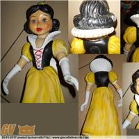 SNOW WHITE BIANCANEVE WALT DISNEY PRODUCTION LEDRAPLASTIC  RUBBER TOYS GIOCATTOLO TOY PUPAZZO IN GOMMA  POUET RUBBER TOY VINYL TOY VINTAGE SQUEAK T