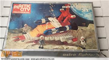 PLASTIC CITY ASTRO FIGHTER - 392 DYNAMIC - CITY GALAXY 31-32-33-36 