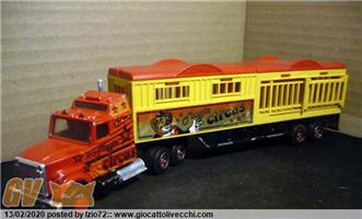 MAJORETTE "MAGIC CIRCUS"