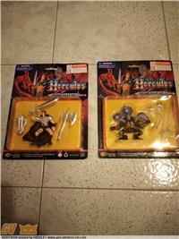 2 ACTION FIGURE IN BLISTER (HERCULES) 