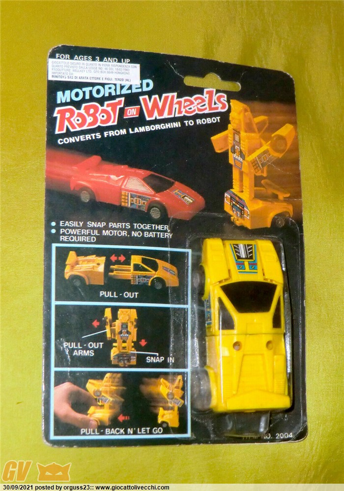 Mercatino Motorized Robot On Wheels Countach Transformers