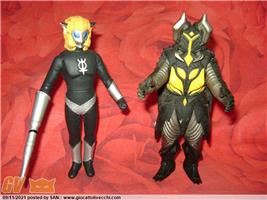 LOTTO #13 ULTRAMAN MONSTER - KAIJUU 6": ZETTON EX + ALIEN MAGMA