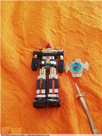 DYNAMAN TRASFORMABILE CON ARNI