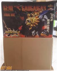 GAOGAIGAR FINAL MODEL VS MAX FACTORY DX - THE KING OF BRAVES - II VERSIONE 2007 