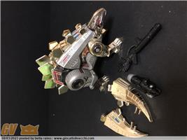 TRANSFORMERS DINOBOTS