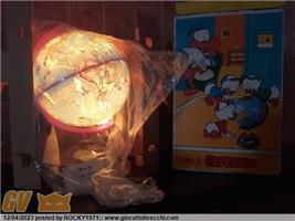 SPETTACOLARE GLOBO GEOGRAFICO DI PAPERINO WALT DISNEY ANNO 1973 MICKY MAUS MICKEY MOUSE TOPOLINO PERFETTAMENTE FUNZIONANTE CM.20 (VERSIONE CON ARCO R