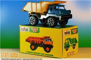 POLITOYS CAMION PERLINI CON CASSONE