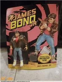 JAMES BOND JR IN BLISTER MOC
