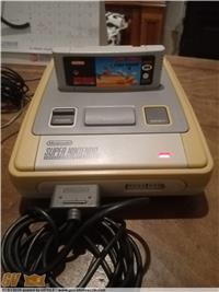 SNES SUPERNINTENDO + GIOCO LOONEY TUNES