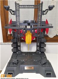 MAZINGER Z HACHETTE 50° ANNIVERSARIO SOLTANTO HANGAR + JET SCRANDER PRIMA VERSIONE