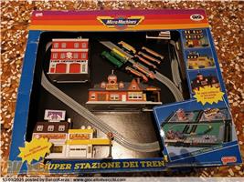 MICRO MACHINES - SUPER STAZIONE DEI TRENI + YGV + ACCESSORI