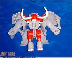 TRANSFORMERS IRONHIDE BEAST WARS BIOCOMBAT 1996 HASBRO TAKARA GIG