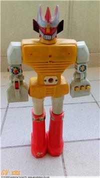 KIMPO WARRIOR MAZINGA MINI JUMBO ROBOT HONG KONG