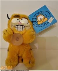 GARFIELD PELUCHE CON VENTOSA