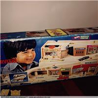 HOT WHEELS STAZIONE DI SERVIZIO (NUOVA)