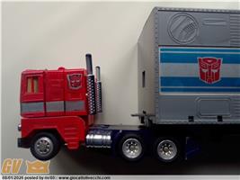 COMMANDER GIG TAKARA HASBRO