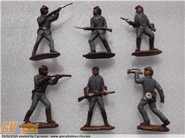 LOTTO 6 SOLDATINI NORDISTI CROMOPLASTO