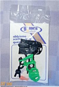 GREEN SUPERMAN 1978 RES PLASTIC ITALY FIGURE KINDER SURPRISE MINT SEALED BAG