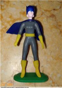 BATGIRL / BATMAN 70`S OMNIPLAST ITALY FIGURE KINDER SURPRISE NR MINT RARA