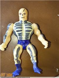 SKELETOR SCARE GLOW