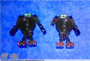 TRANSFORMERS ROULETTE MICROGIOCHI 2 ROBOT KNOCK OFF TAIWAN `80