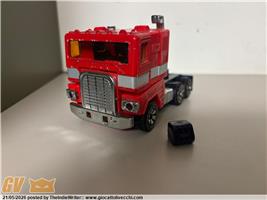 TRANSFORMERS OPTIMUS PRIME BOOTLEG MOTRICE
