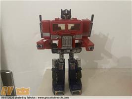 COMMANDER OPTIMUS PRIME G1 TAKARA HASBRO GIG