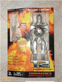 JUMBO TERMINATOR 2 METAL 38 CM. FIG. LUCI E SUONI - TOY ISLAND 1997 MIB, RARO !