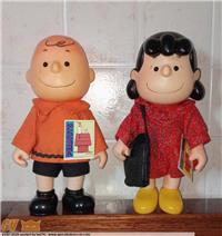 PEANUTS CHARLIE BROWN & LUCY (SNOOPY) DOLLS BY WONDERLAND KOREA ANNI `80 23CM. RARISSIME
