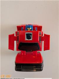 TRANSFORMERS G1 CHASE SCOUTBOT TESTAROSSA 1986 THROTTLEBOT / RACERBOT
